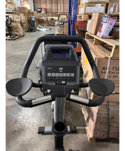 (Display Set ) BH FITNESS H722 ULTRAPRO SERIES UPRIGHT BIKE