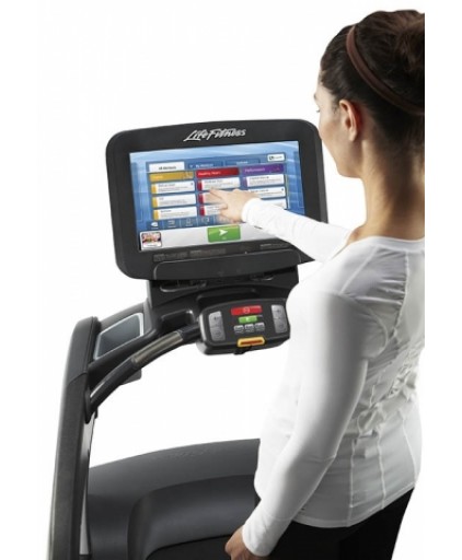 (Certified Pre-Owned) Life Fitness Discover SE 95T Elevation Treadmill