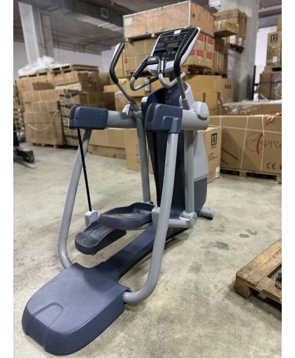 (Certified Pre-owned)  Precor AMT 835 Crosstrainer